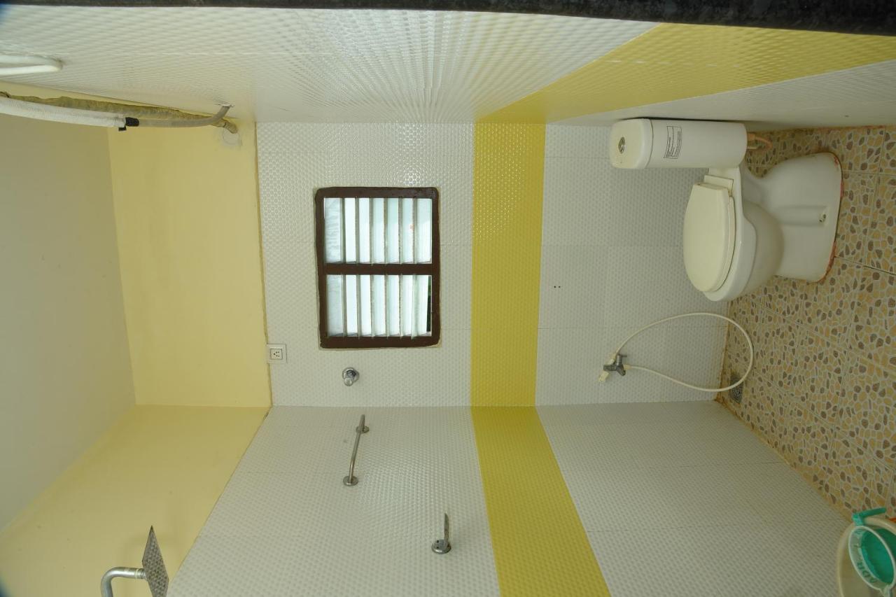 Thiruchendur Stayz Vairavel Residency Tiruchchendūr מראה חיצוני תמונה